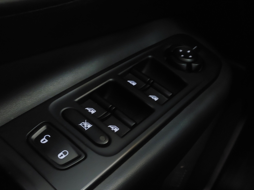 jeep renegade 1.3 t270 turbo flex longitude at6 4p automatico 202321