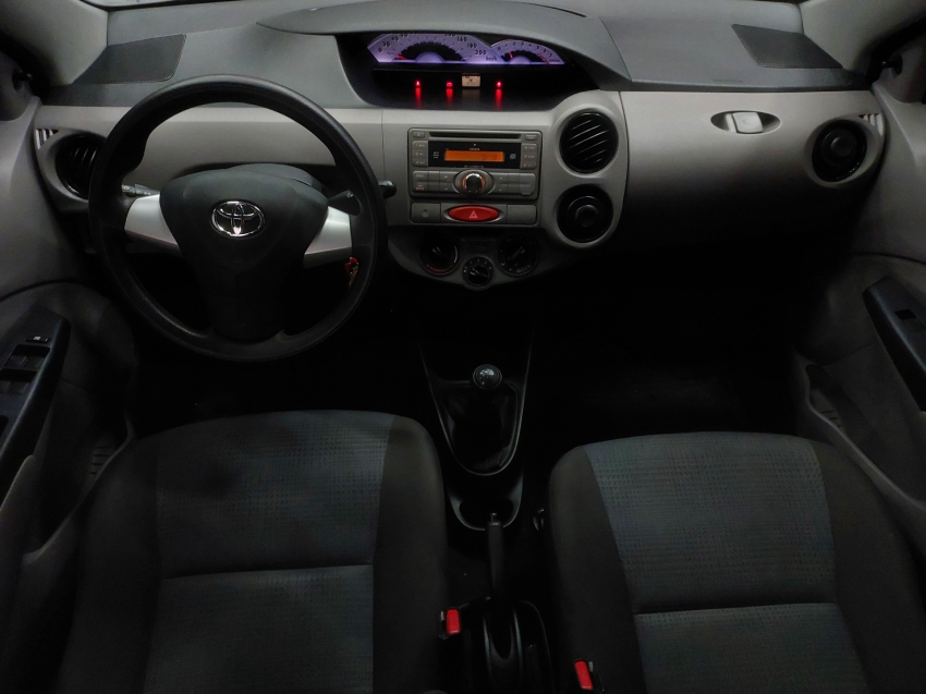 toyota etios 1.3 xs 16v flex 4p manual 20137