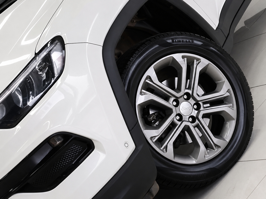 jeep compass 1.3 t270 turbo flex longitude at6 4p automatico 202325