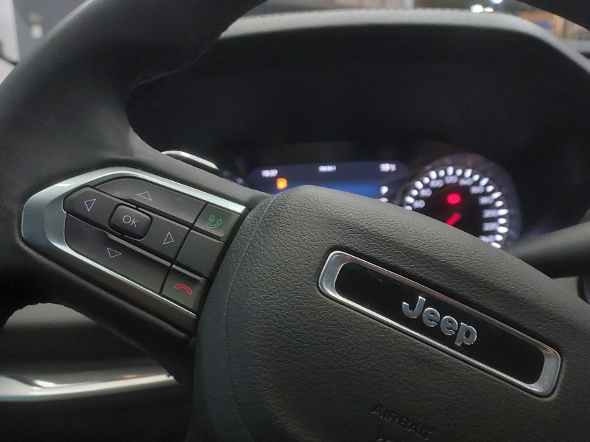 jeep compass 1.3 t270 turbo flex longitude at6 4p automatico 202318