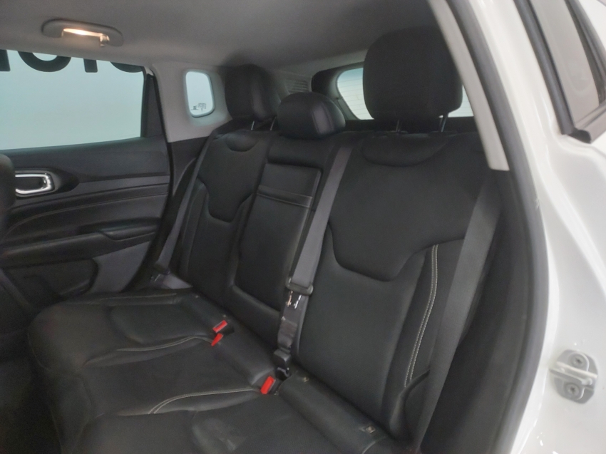 jeep compass 1.3 t270 turbo flex longitude at6 4p automatico 20239