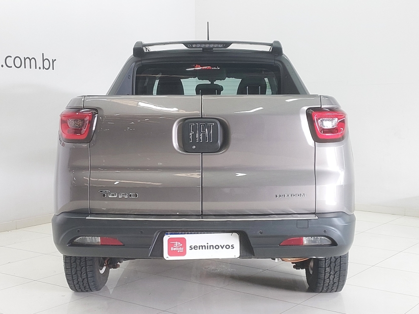 fiat toro 1.8 16v evo flex freedom at6 4p automatico 20195