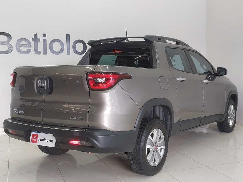 fiat toro 1.8 16v evo flex freedom at6 4p automatico 20194
