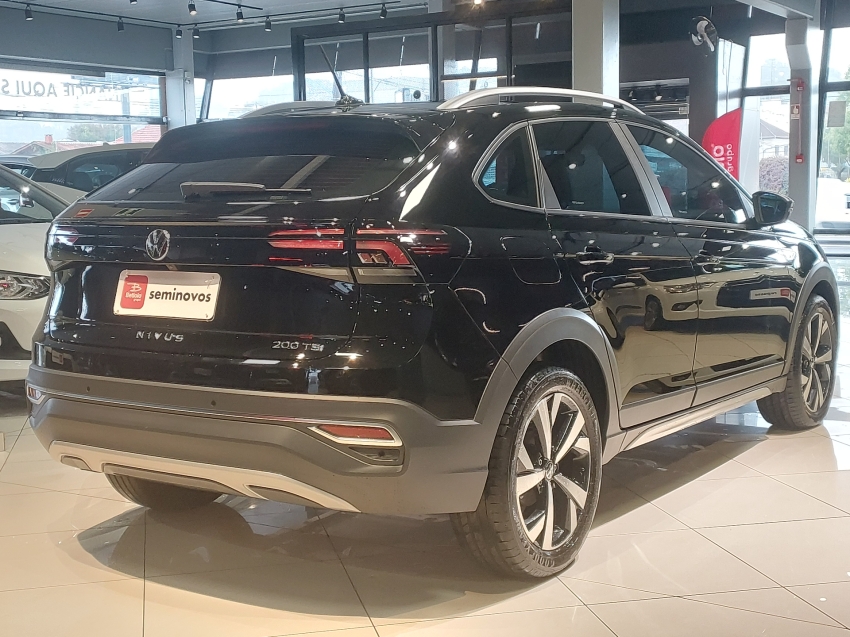 volkswagen nivus 1.0 200 tsi total flex highline automatico 4p 20245