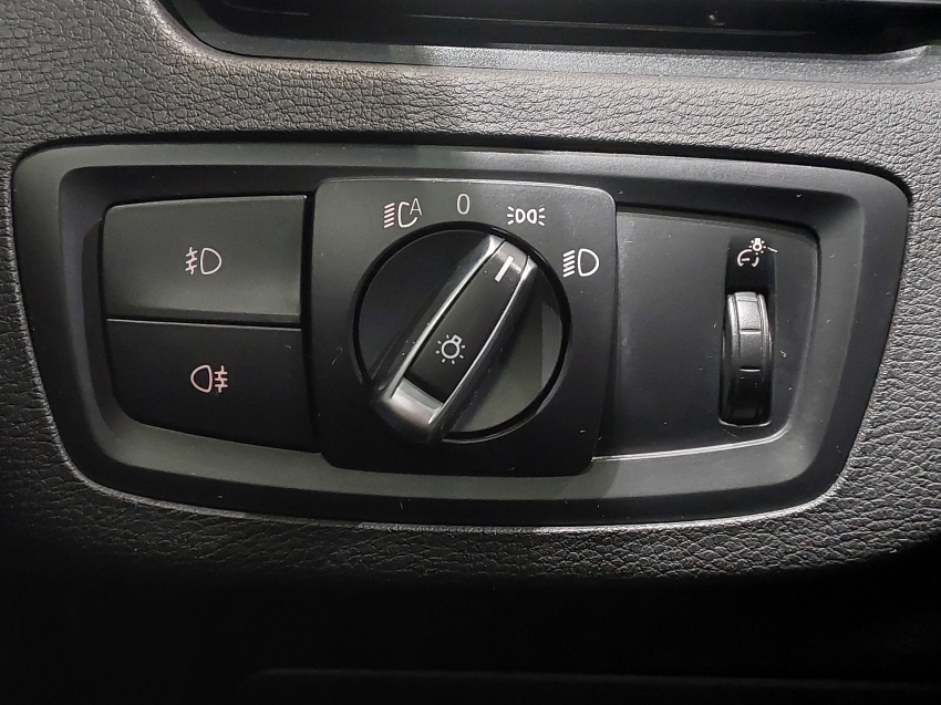 bmw x1 2.0 16v turbo activeflex sdrive20i 4p automatico flex 201622