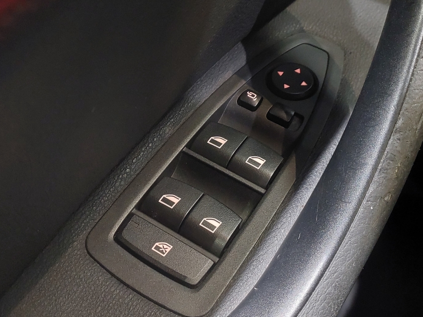 bmw x1 2.0 16v turbo activeflex sdrive20i 4p automatico flex 201623
