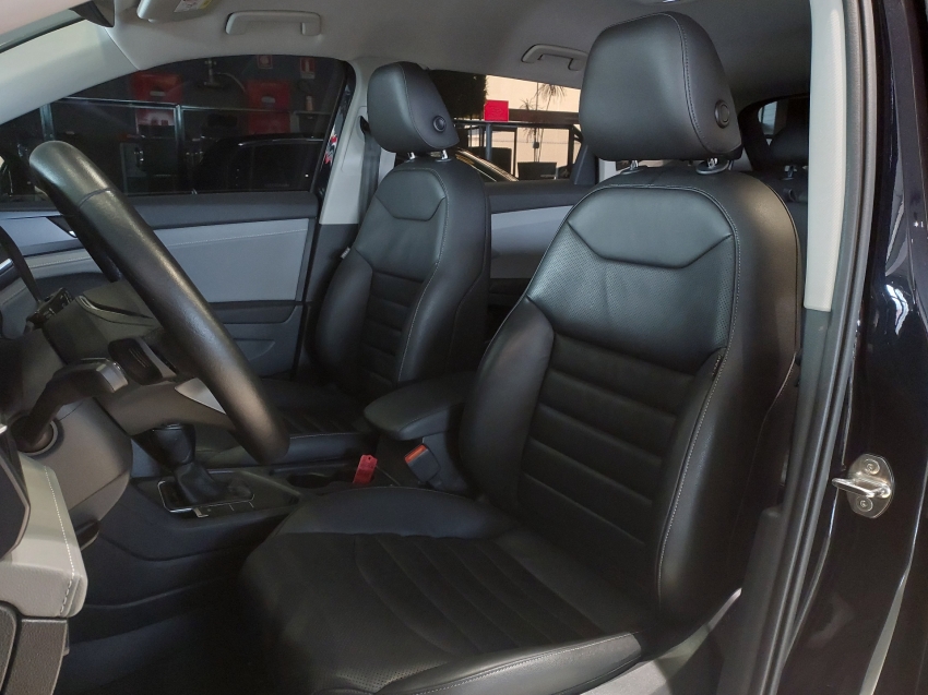 volkswagen taos 1.4 250 tsi total flex comfortline automatico 4p 20228