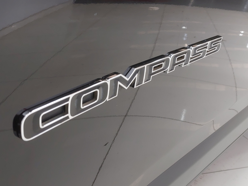 jeep compass 1.3 t270 turbo flex longitude at6 4p automatico 202322