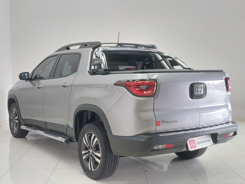 fiat toro 1.3 turbo 270 flex freedom at6 4p automatico 20253