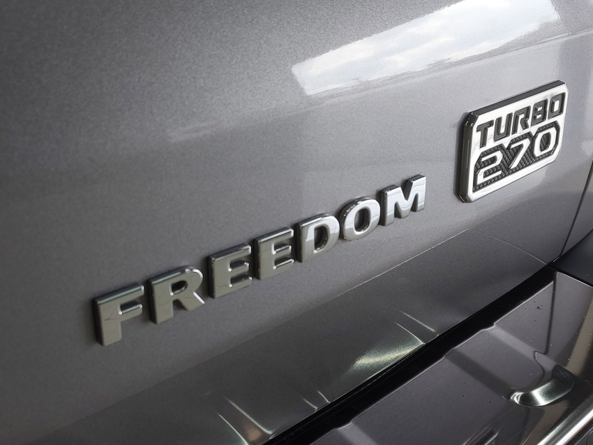 fiat toro 1.3 turbo 270 flex freedom at6 4p automatico 202519