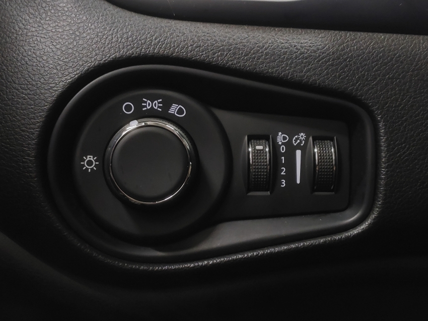 jeep renegade 1.3 t270 turbo flex sport at6 4p automatico 202316