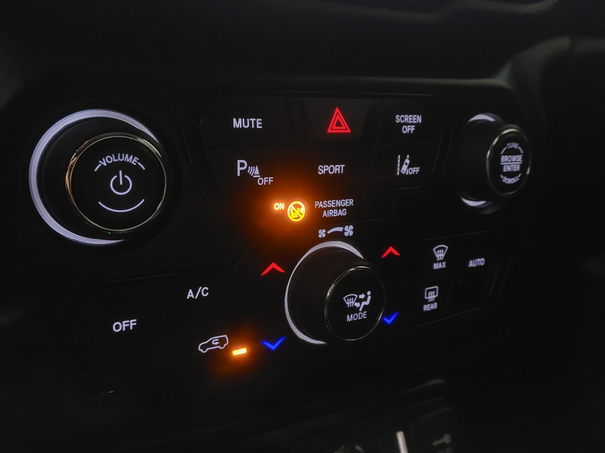 jeep renegade 1.3 t270 turbo flex longitude at6 4p automatico 202211