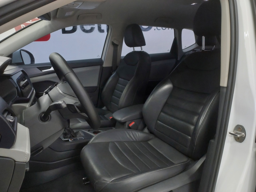 volkswagen taos 1.4 250 tsi total flex comfortline automatico 4p 20228