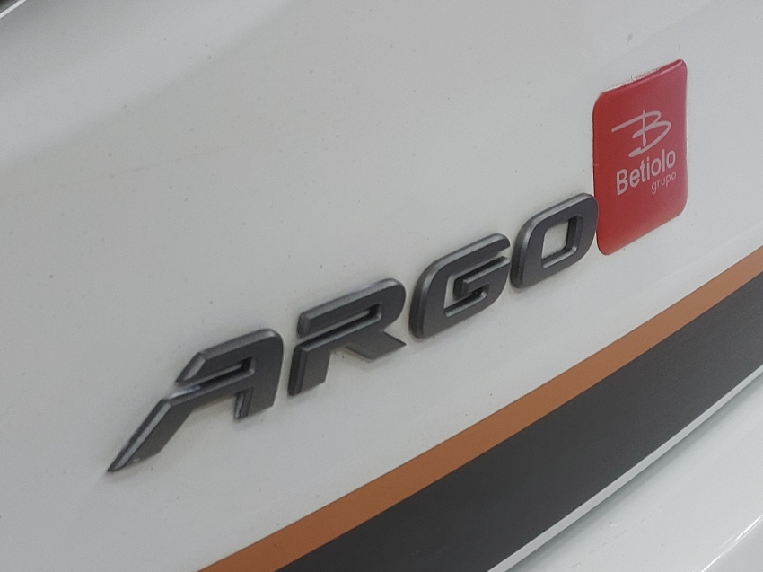 fiat argo 1.3 firefly flex trekking manual 4p 202417