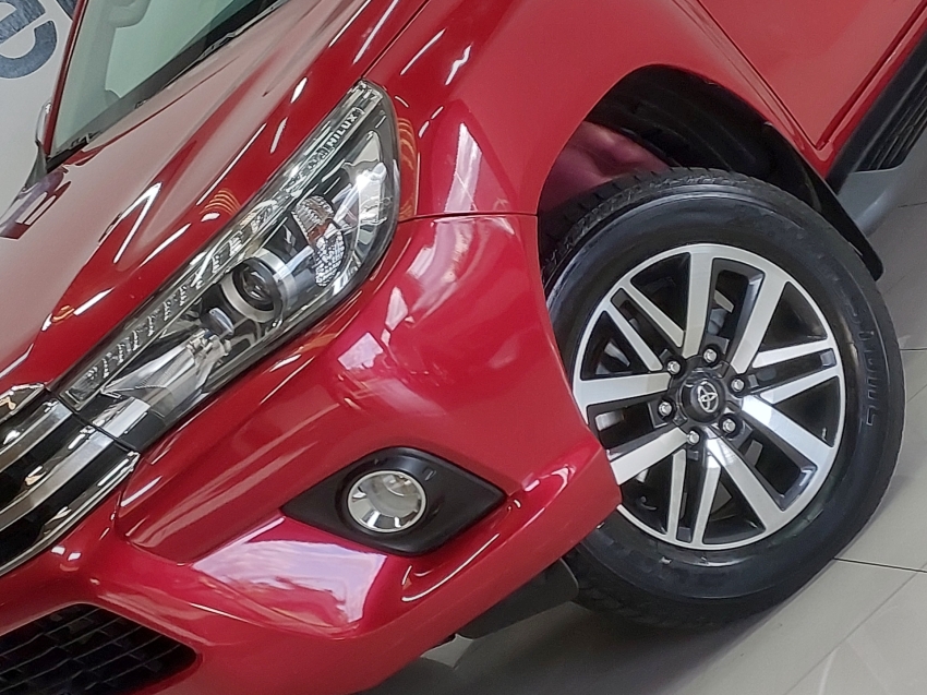 toyota hilux 2.8 srx 4x4 cd 16v diesel 4p automatico 201619