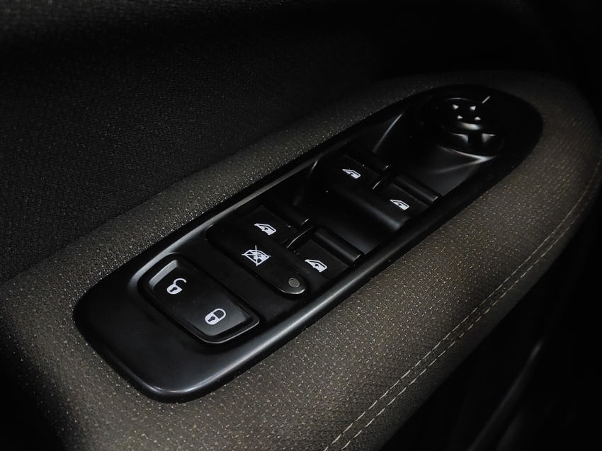 fiat toro 1.3 turbo 270 flex freedom at6 4p automatico 202518