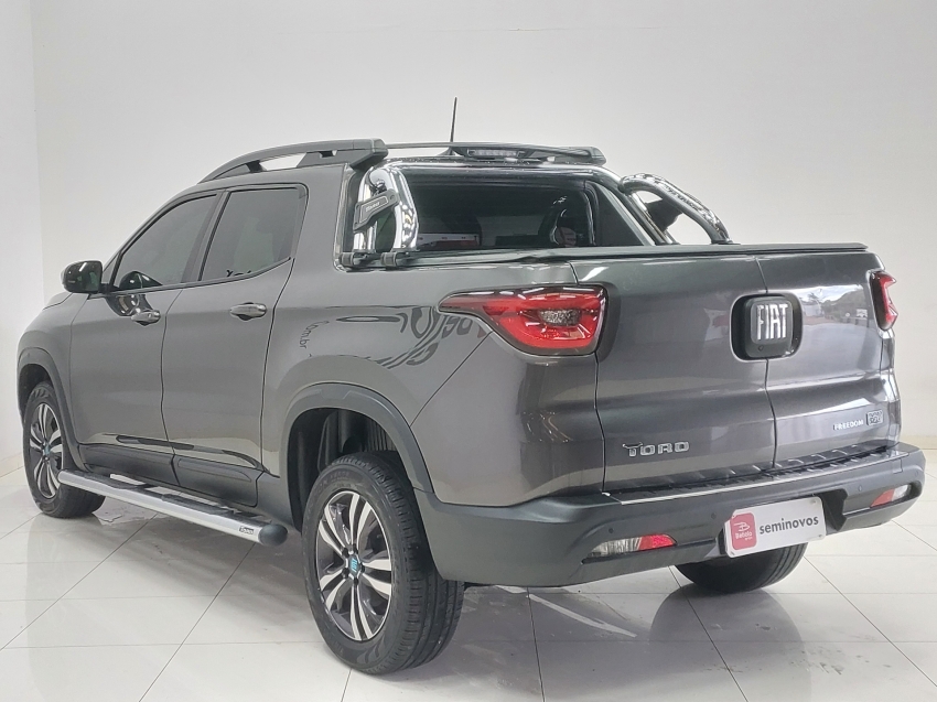 fiat toro 1.3 turbo 270 flex freedom at6 4p automatico 20253