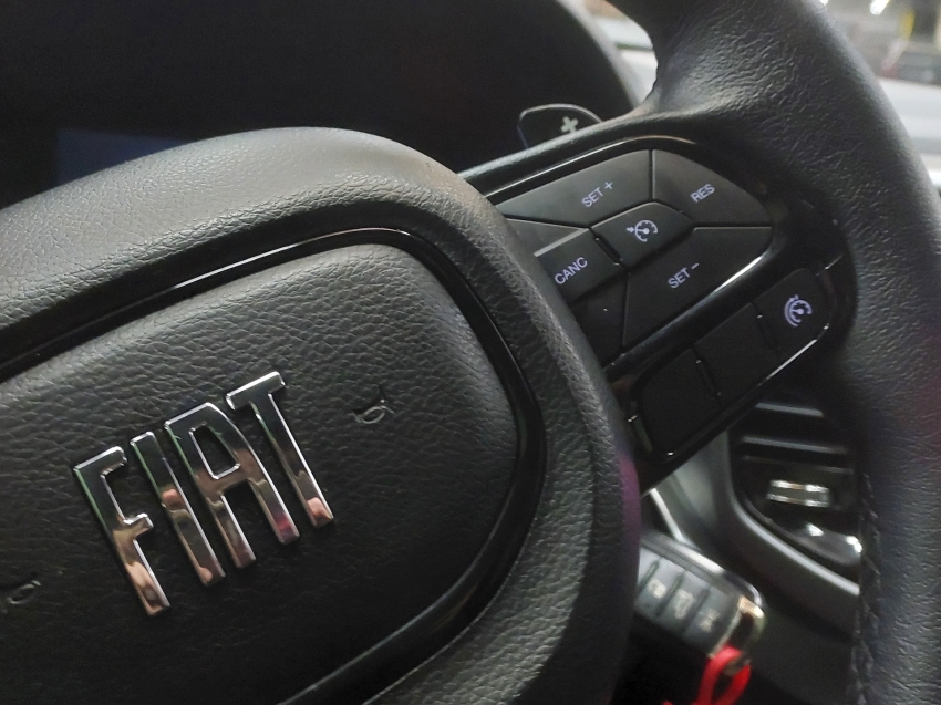 fiat toro 1.3 turbo 270 flex freedom at6 4p automatico 202517