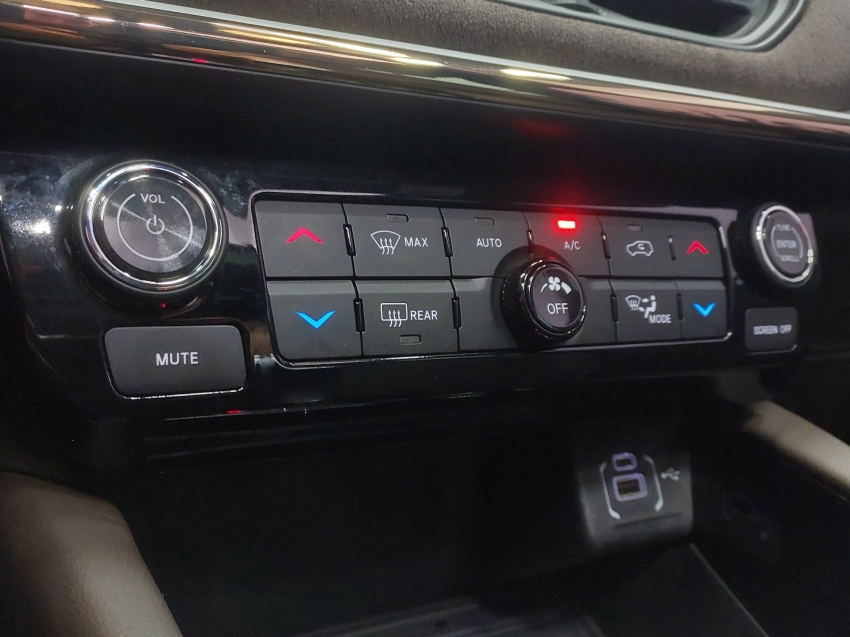 jeep commander 1.3 t270 turbo flex overland at6 4p automatico 202213