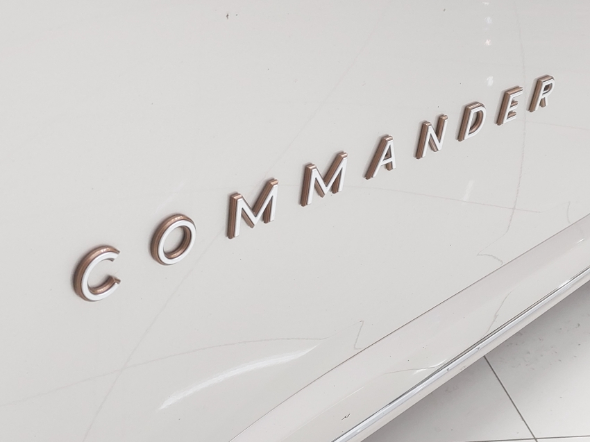 jeep commander 1.3 t270 turbo flex overland at6 4p automatico 202227