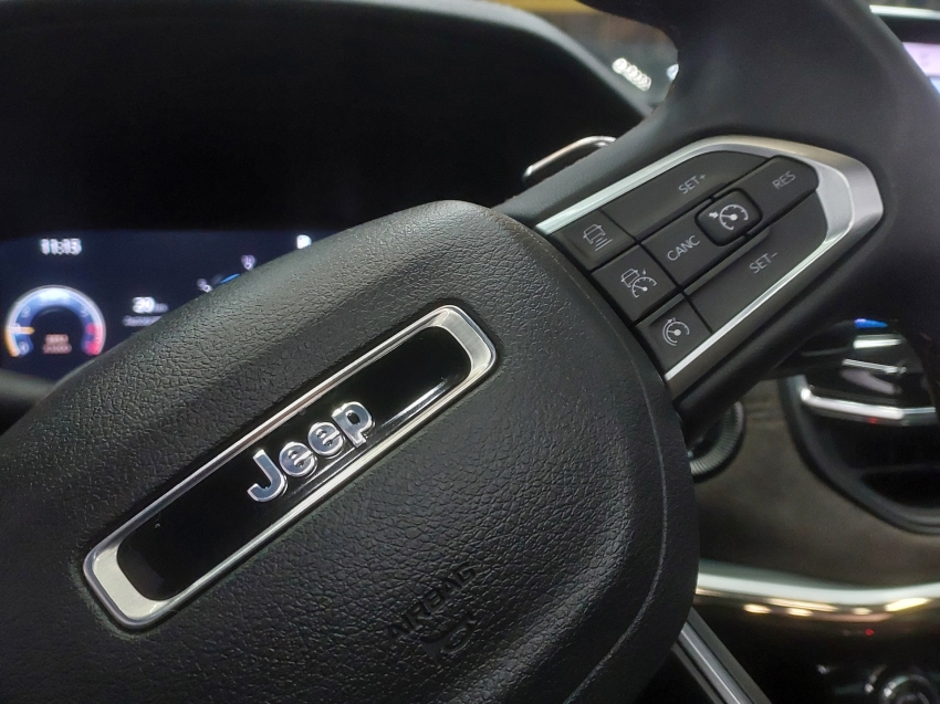 jeep commander 1.3 t270 turbo flex overland at6 4p automatico 202221