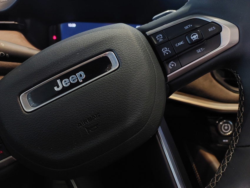 jeep commander 2.2 turbo diesel overland at9 4p automatico 202622