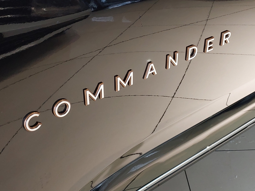 jeep commander 2.2 turbo diesel overland at9 4p automatico 202627