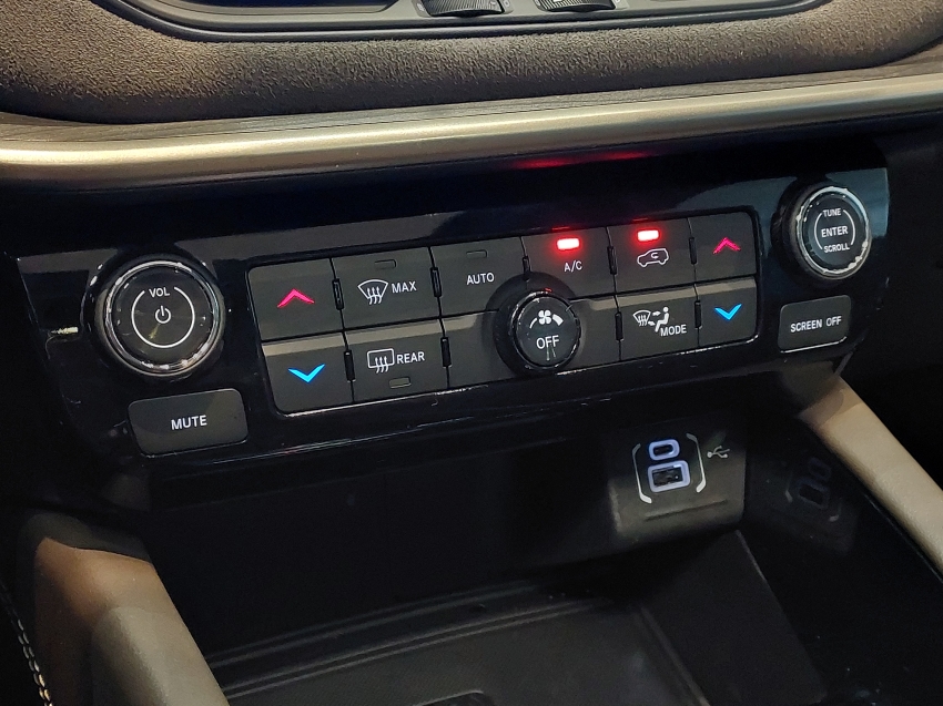 jeep commander 2.2 turbo diesel overland at9 4p automatico 202614