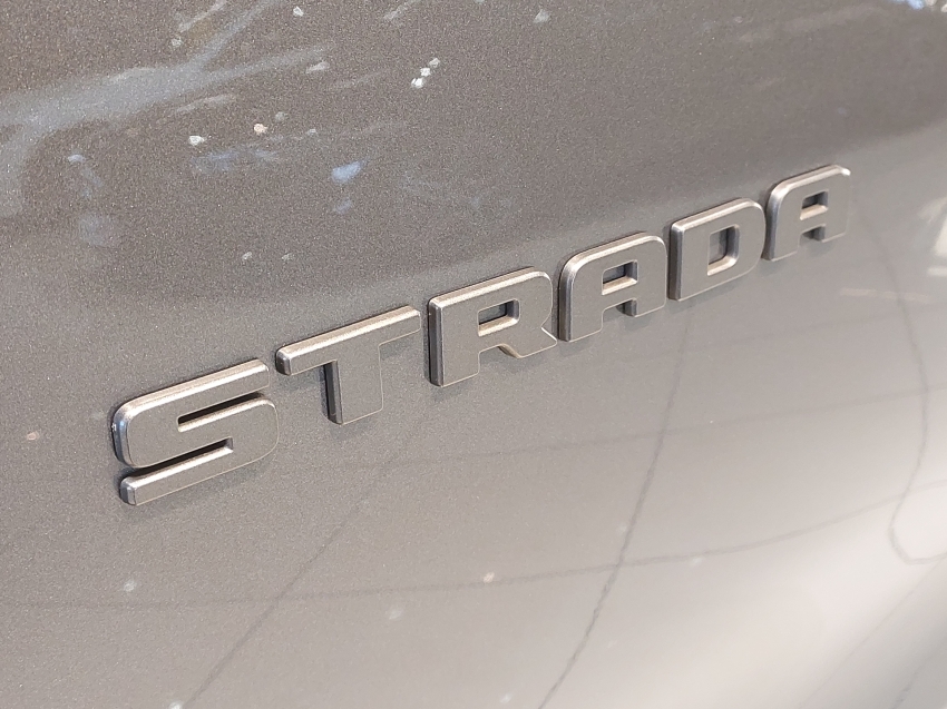 fiat strada 1.0 turbo 200 flex ultra cd cvt 4p automatico 202517