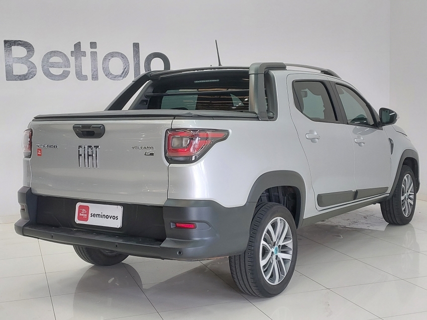 fiat strada 1.3 firefly flex volcano cd cvt 4p automatico 20234