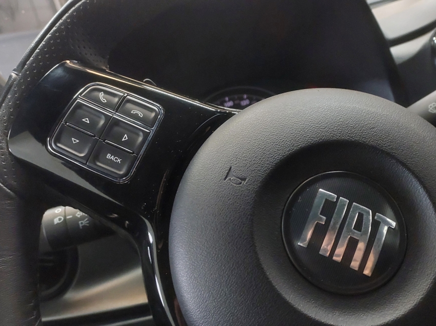 fiat strada 1.3 firefly flex volcano cd cvt 4p automatico 202316