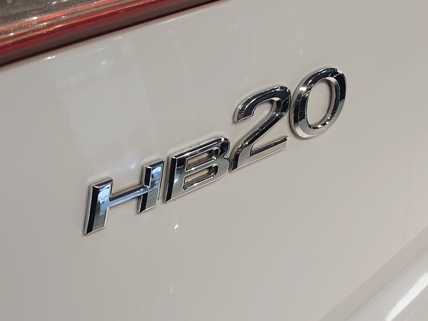 hyundai hb20 1.6 comfort style 16v flex 4p automatico 201718