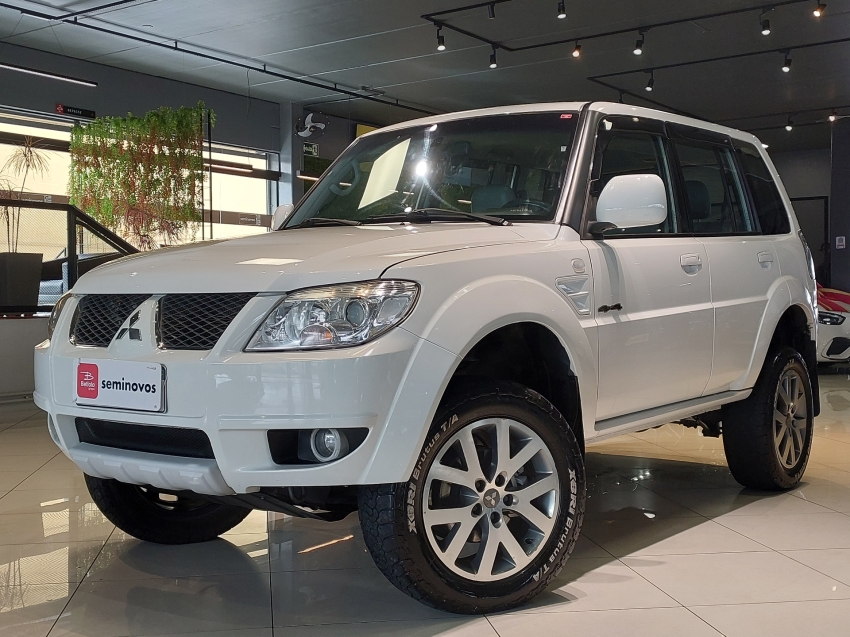 mitsubishi pajero tr4 2.0 4x4 16v 140cv flex 4p automatico 20140