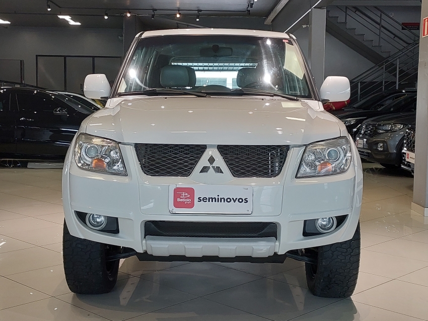 mitsubishi pajero tr4 2.0 4x4 16v 140cv flex 4p automatico 20142
