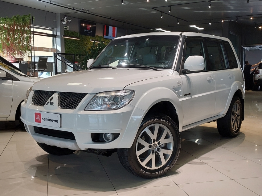 mitsubishi pajero tr4 2.0 4x4 16v 140cv flex 4p automatico 20141