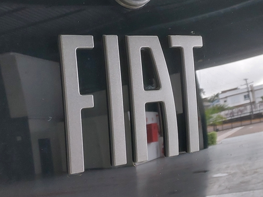 fiat mobi 1.0 firefly flex trekking manual 4p 202517