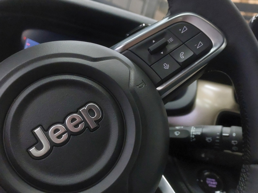 jeep avenger limited t200 hybrid mhev flex cvt 1.0 hibrido 4p automatico 202720