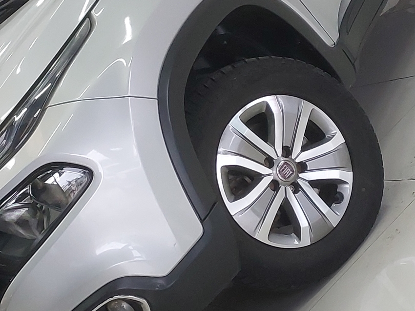 fiat toro 1.8 16v evo flex freedom at6 4p automatico 201821