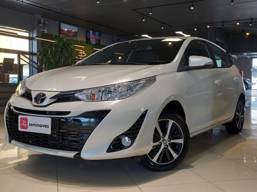 toyota yaris 1.5 16v flex xs multidrive 4p automatico 20190
