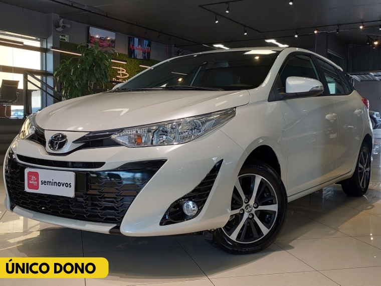 toyota yaris 1.5 16v flex xs multidrive 4p automatico 2019