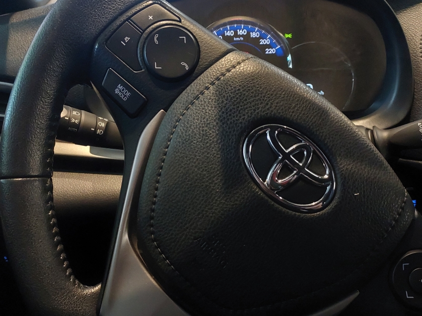 toyota yaris 1.5 16v flex xs multidrive 4p automatico 201915