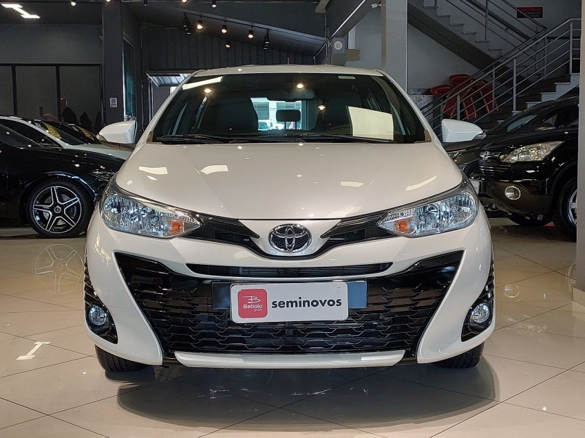 toyota yaris 1.5 16v flex xs multidrive 4p automatico 20192
