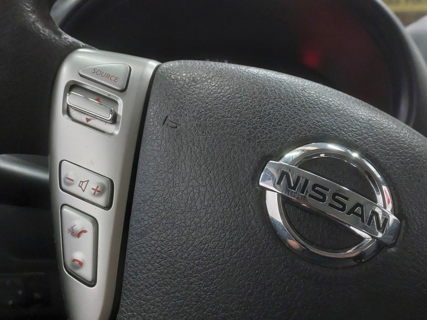 nissan versa 1.0 12v flex 4p manual 201815