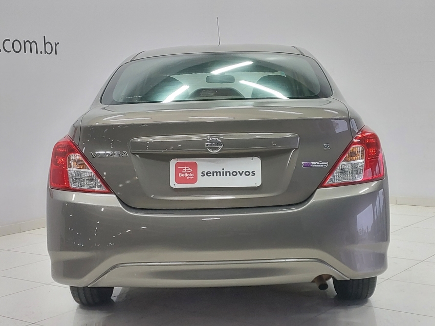nissan versa 1.0 12v flex 4p manual 20185