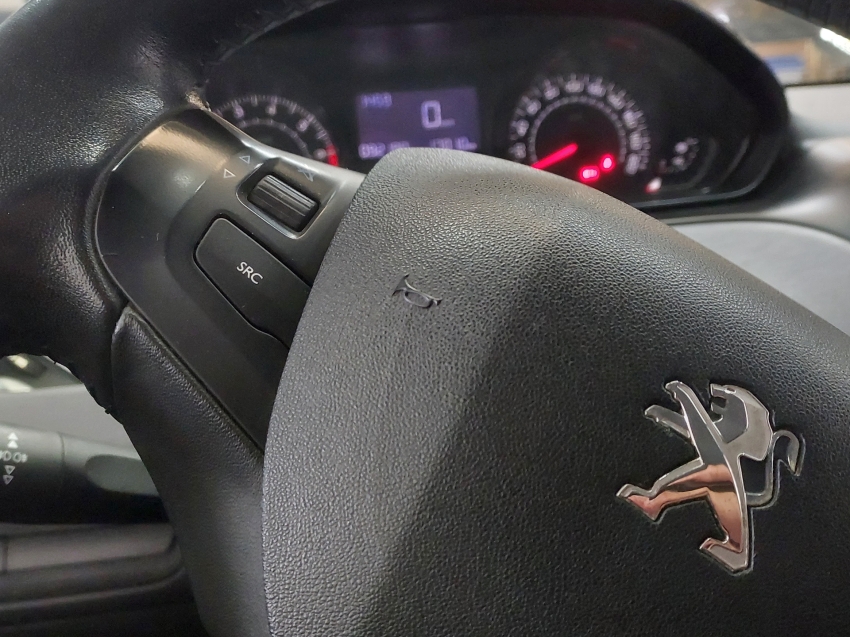 peugeot 208 1.2 active pack 12v flex 4p manual 201713