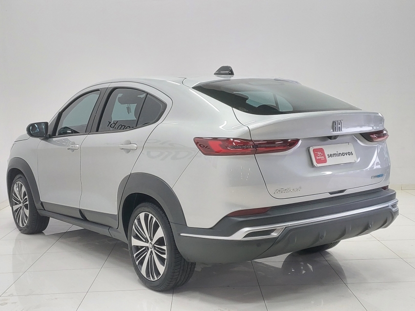 fiat fastback 1.0 turbo 200 hybrid audace cvt flex 4p automatico 20253