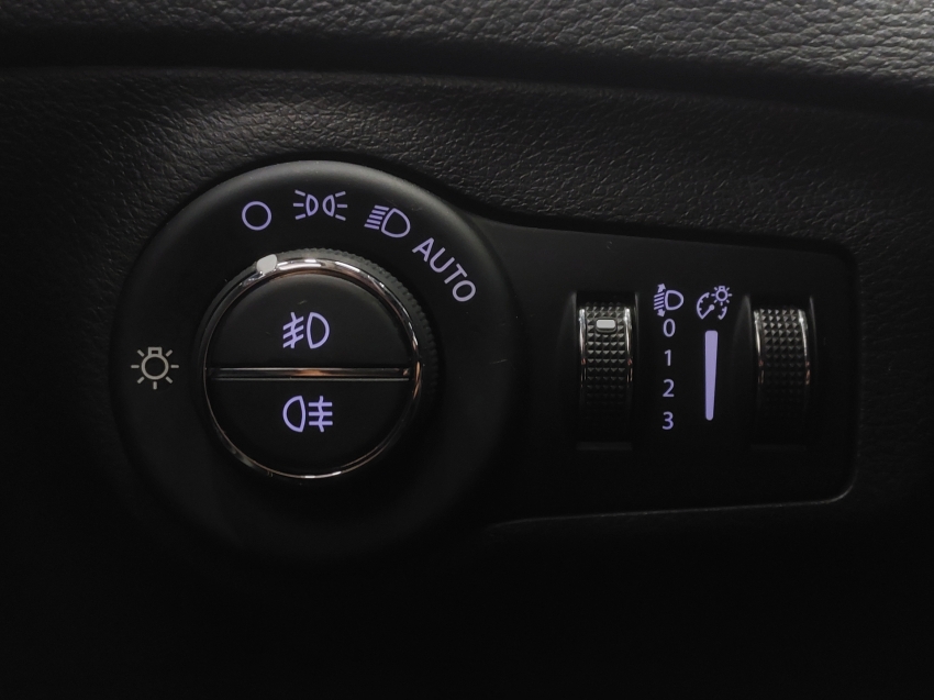 jeep compass 2.0 16v flex longitude automatico 4p 202118