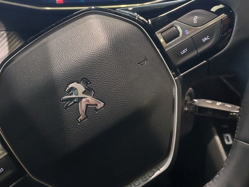 peugeot 208 1.6 16v flex roadtrip at6 4p automatico 202317