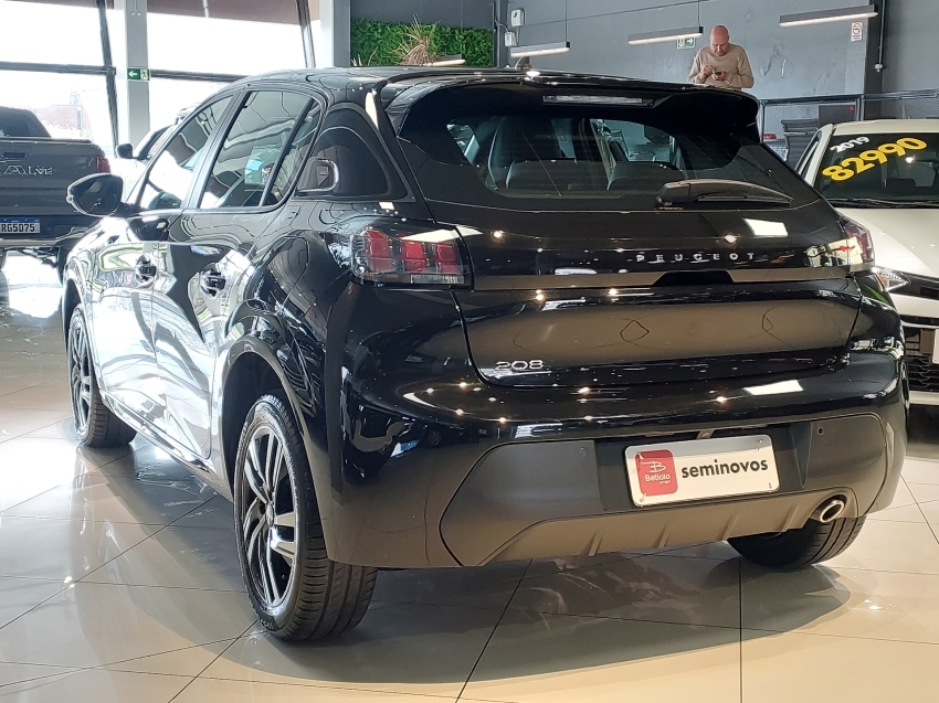 peugeot 208 1.6 16v flex roadtrip at6 4p automatico 20233