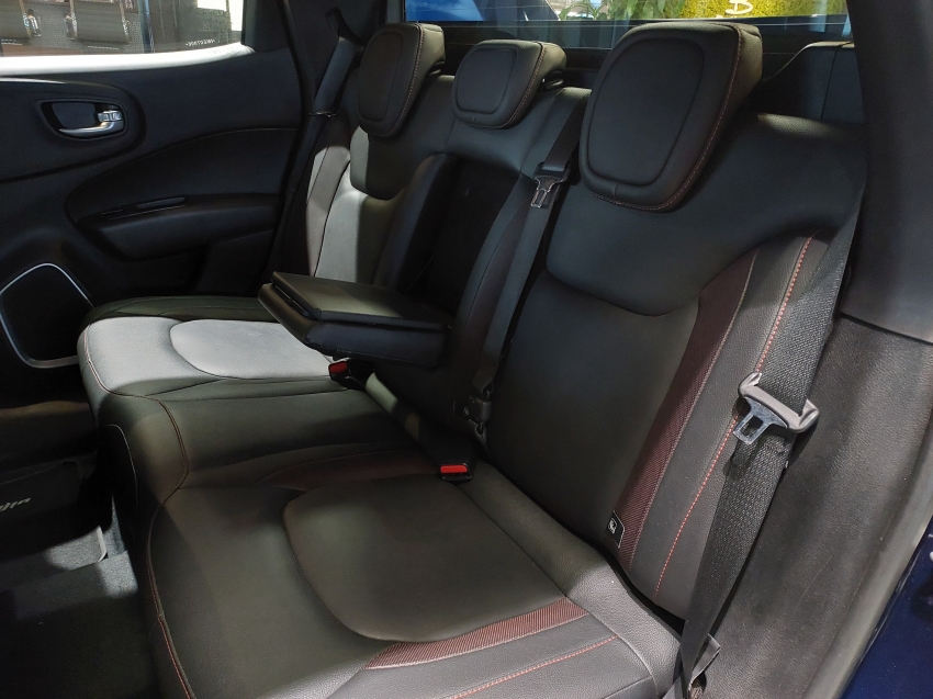 fiat toro 2.0 16v turbo diesel ultra 4wd at9 4p automatico 20229